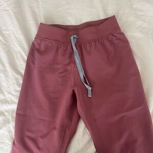 Figs scrub pants size small
